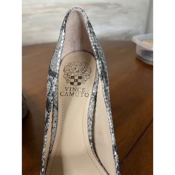 NEW Vince Camuto KAIN Women's Snakeskin Print High Heels Shoes Size 7 - Picture 4 of 8